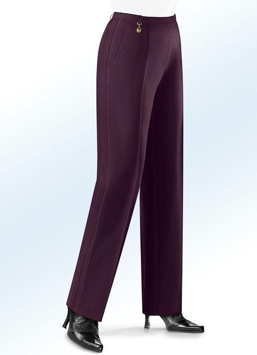 Broeken - Broek met lichte flare, in Größe 019 bis 058, in Farbe AUBERGINE Ansicht 1